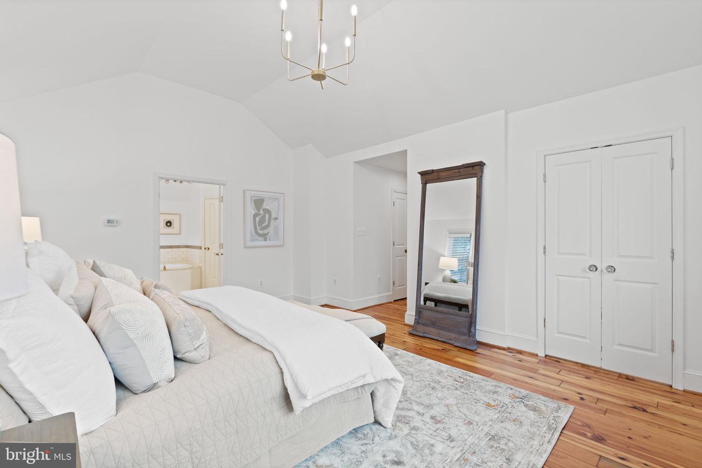 506 IVY CIR, ALEXANDRIA, Virginia 22302, 4 Bedrooms Bedrooms, ,3 BathroomsBathrooms,Residential,For sale,506 IVY CIR,VAAX2042230 MLS # VAAX2042230