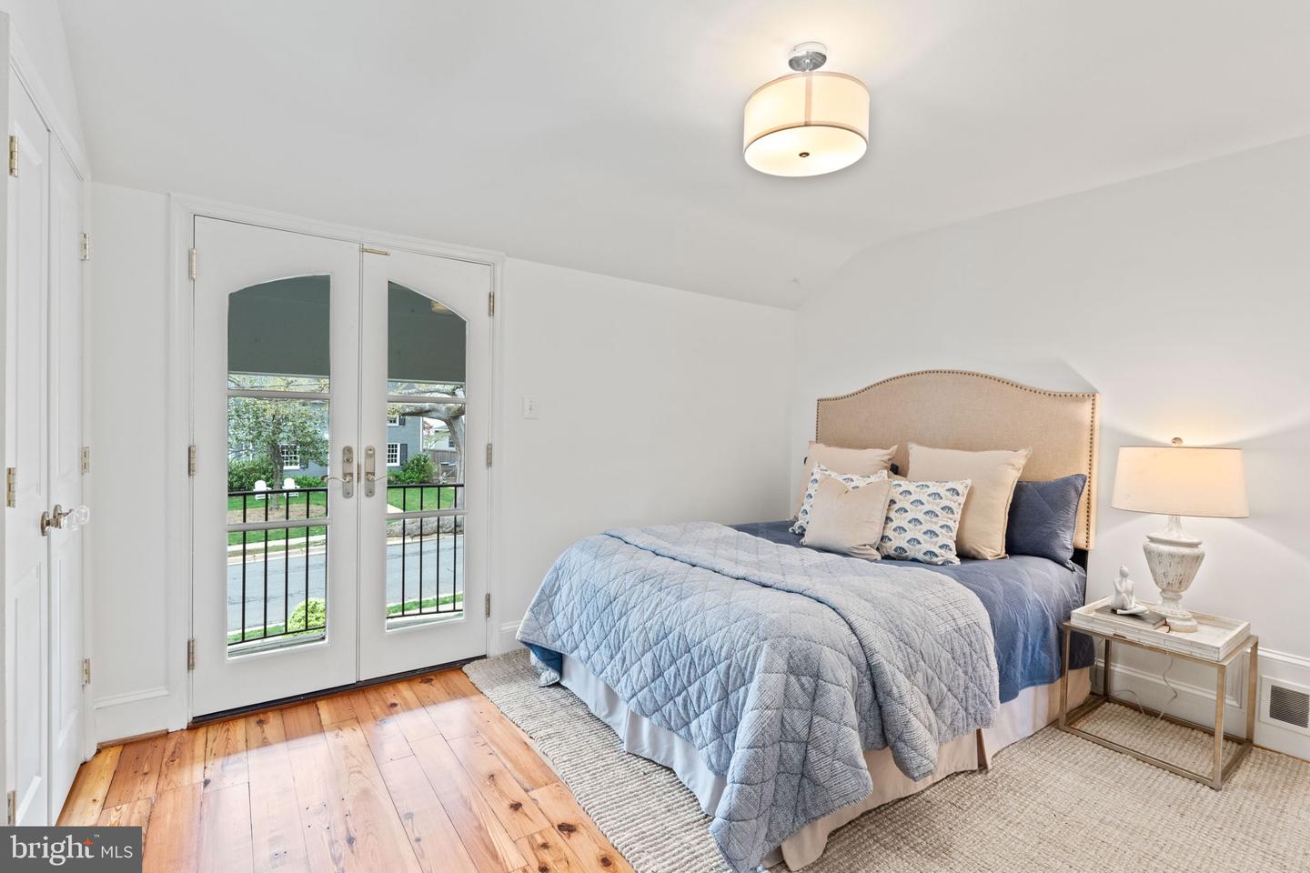 506 IVY CIR, ALEXANDRIA, Virginia 22302, 4 Bedrooms Bedrooms, ,3 BathroomsBathrooms,Residential,For sale,506 IVY CIR,VAAX2042230 MLS # VAAX2042230