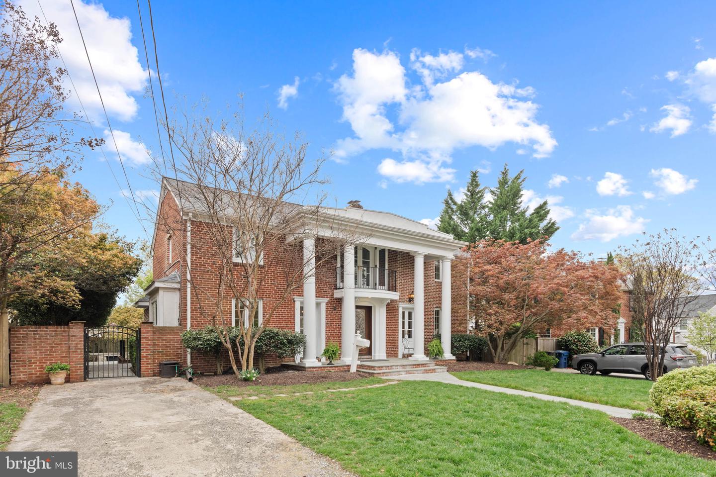 506 IVY CIR, ALEXANDRIA, Virginia 22302, 4 Bedrooms Bedrooms, ,3 BathroomsBathrooms,Residential,For sale,506 IVY CIR,VAAX2042230 MLS # VAAX2042230