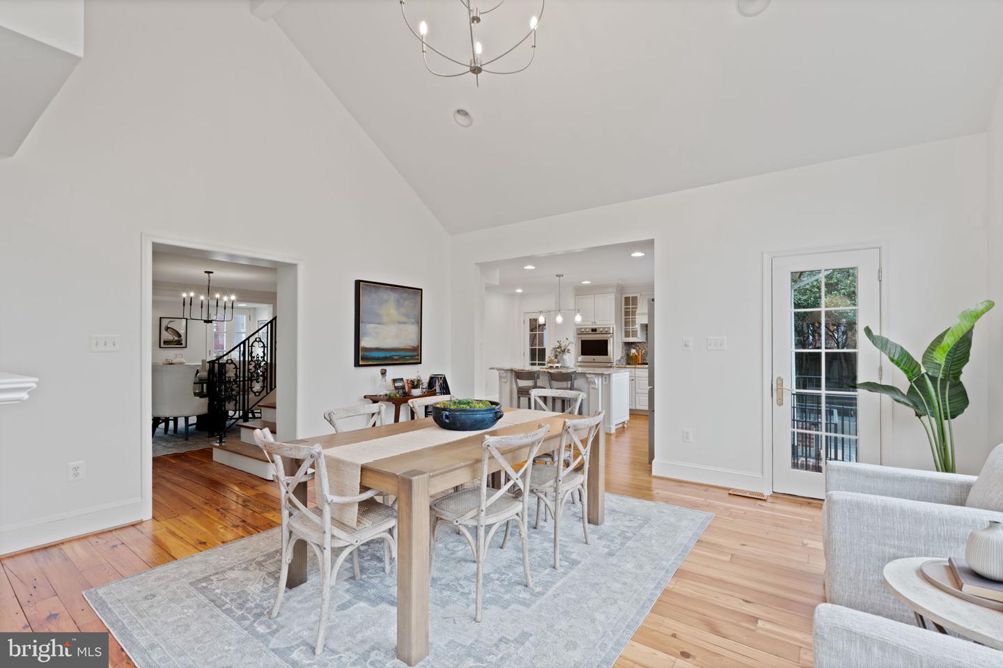 506 IVY CIR, ALEXANDRIA, Virginia 22302, 4 Bedrooms Bedrooms, ,3 BathroomsBathrooms,Residential,For sale,506 IVY CIR,VAAX2042230 MLS # VAAX2042230