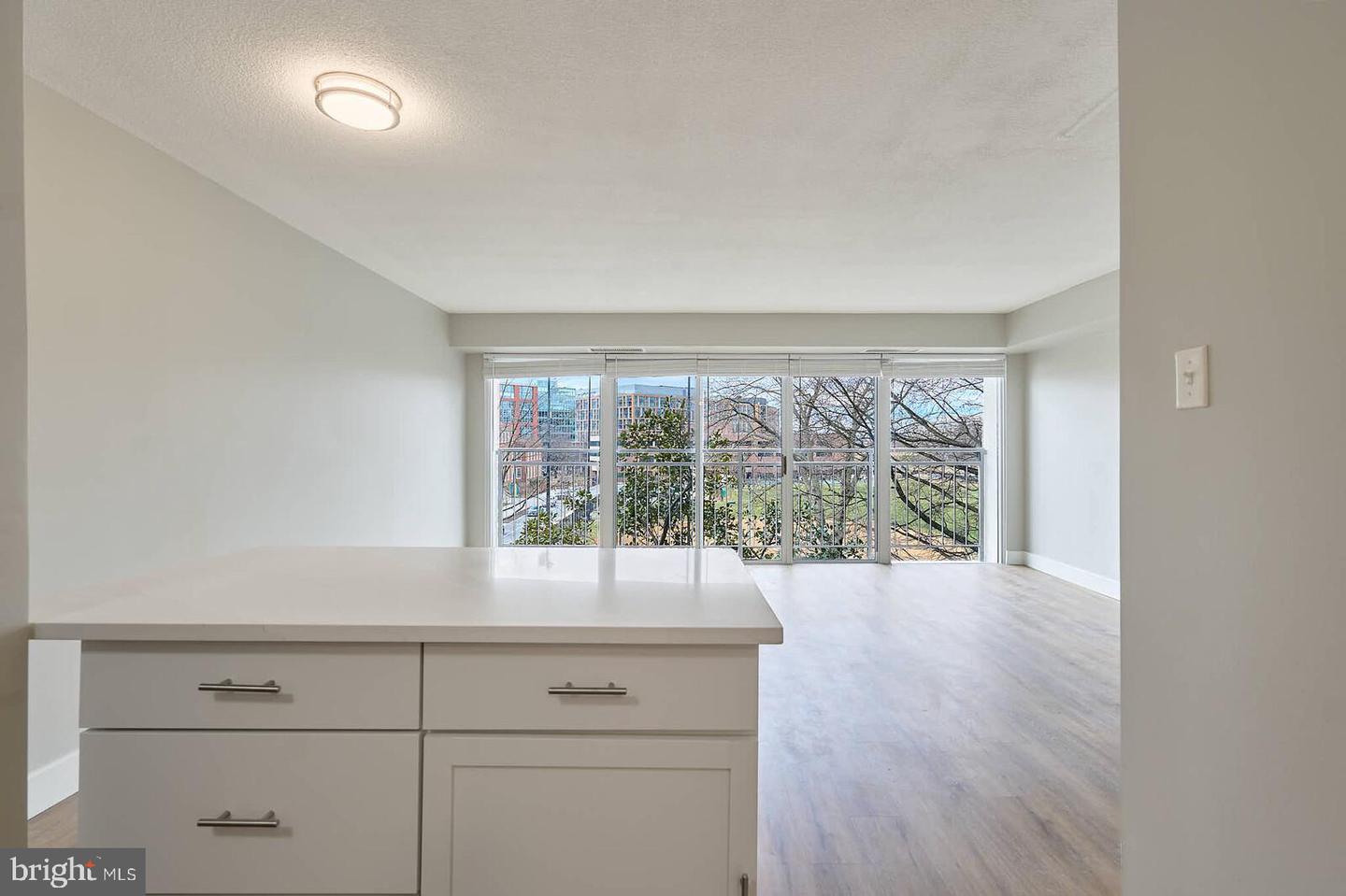 700 7TH ST SW #313, WASHINGTON, District Of Columbia 20024, ,1 BathroomBathrooms,Residential,For sale,700 7TH ST SW #313,DCDC2188582 MLS # DCDC2188582