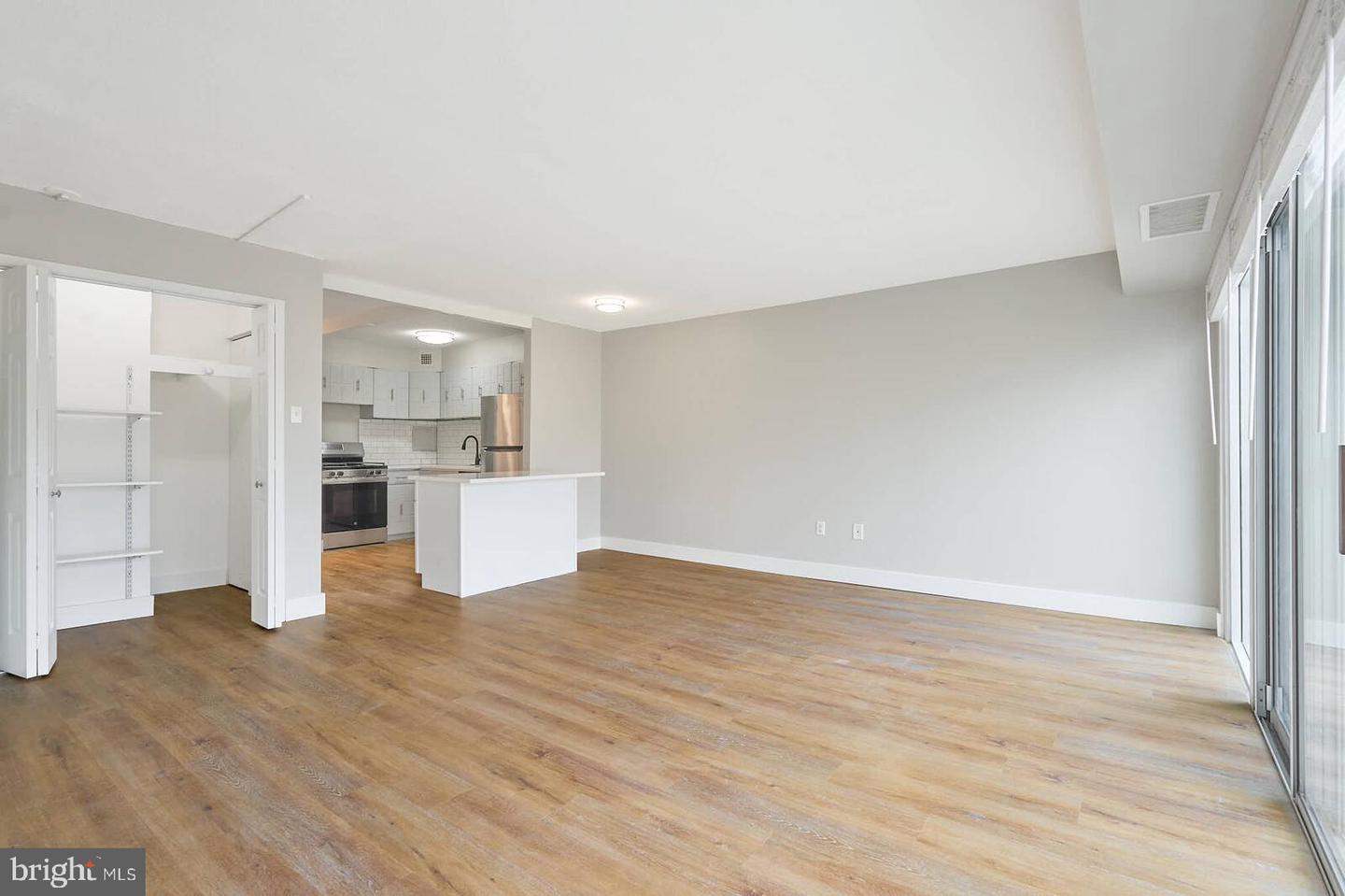 700 7TH ST SW #313, WASHINGTON, District Of Columbia 20024, ,1 BathroomBathrooms,Residential,For sale,700 7TH ST SW #313,DCDC2188582 MLS # DCDC2188582