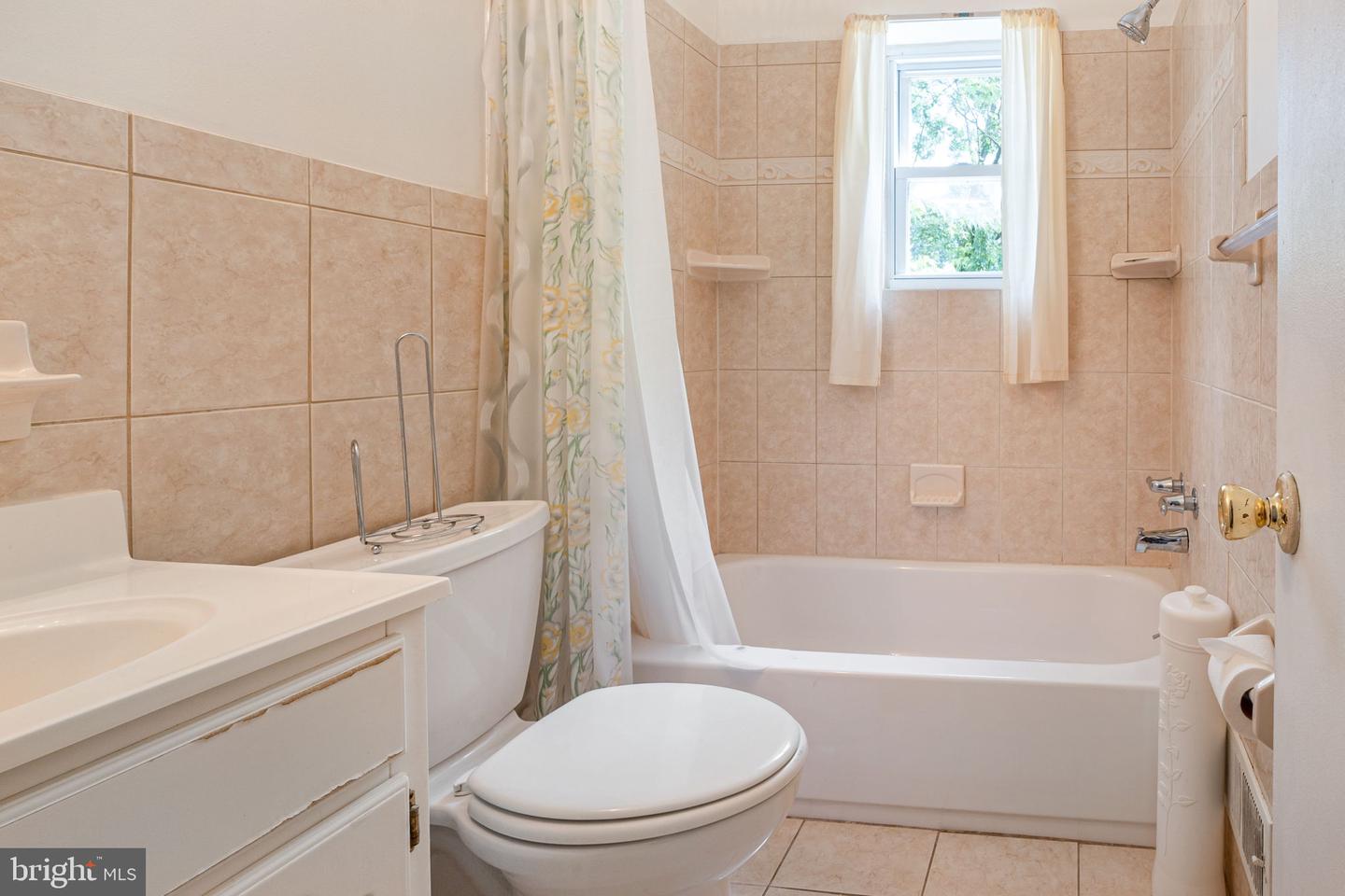42 BRANDYWINE ST SW, WASHINGTON, District Of Columbia 20032, 3 Bedrooms Bedrooms, ,1 BathroomBathrooms,Residential,For sale,42 BRANDYWINE ST SW,DCDC2189254 MLS # DCDC2189254