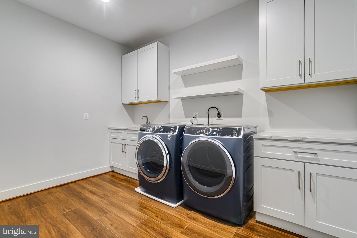 1830 CHERRI DR, FALLS CHURCH, Virginia 22043, 6 Bedrooms Bedrooms, ,6 BathroomsBathrooms,Residential,For sale,1830 CHERRI DR,VAFX2227320 MLS # VAFX2227320