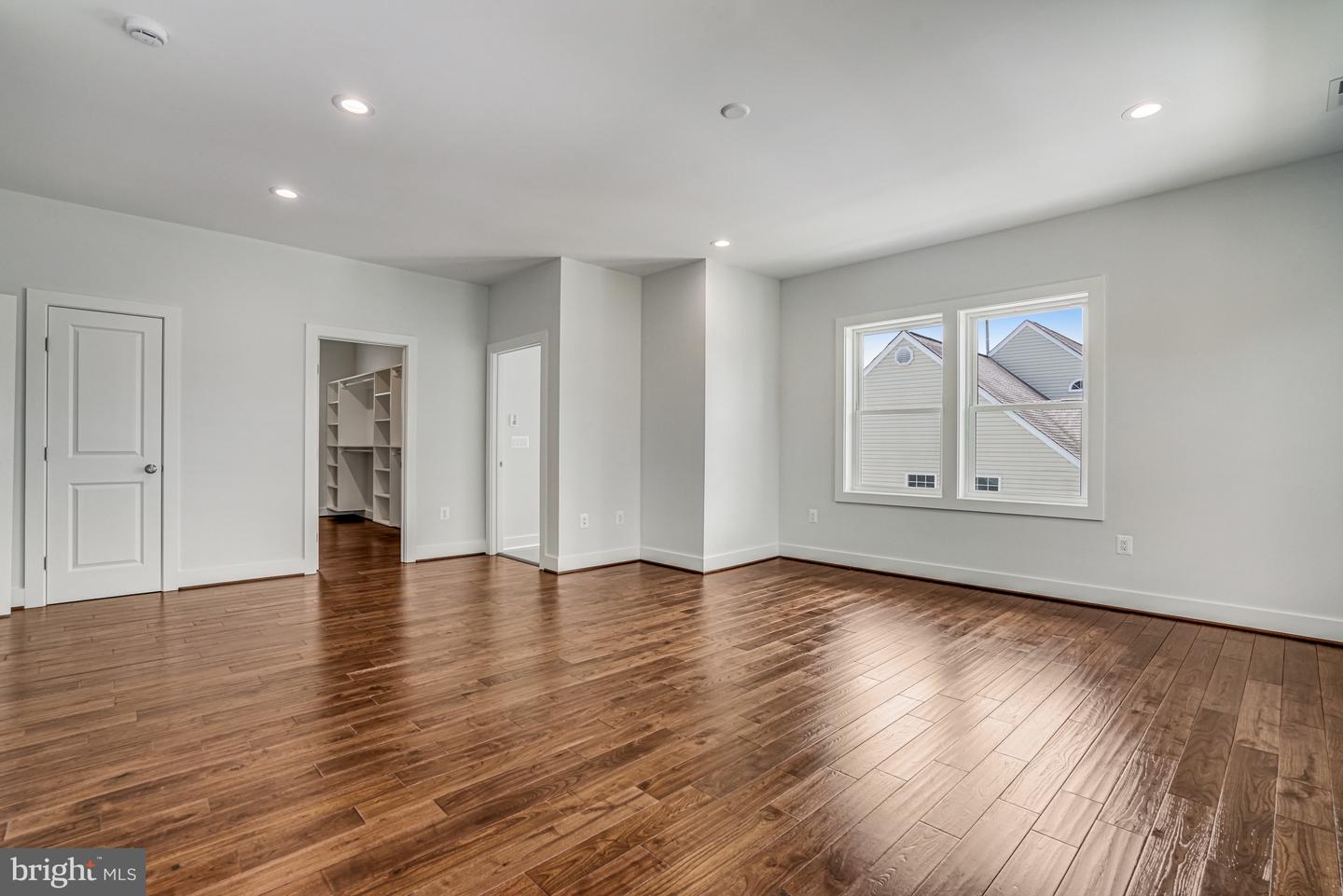 1830 CHERRI DR, FALLS CHURCH, Virginia 22043, 6 Bedrooms Bedrooms, ,6 BathroomsBathrooms,Residential,For sale,1830 CHERRI DR,VAFX2227320 MLS # VAFX2227320