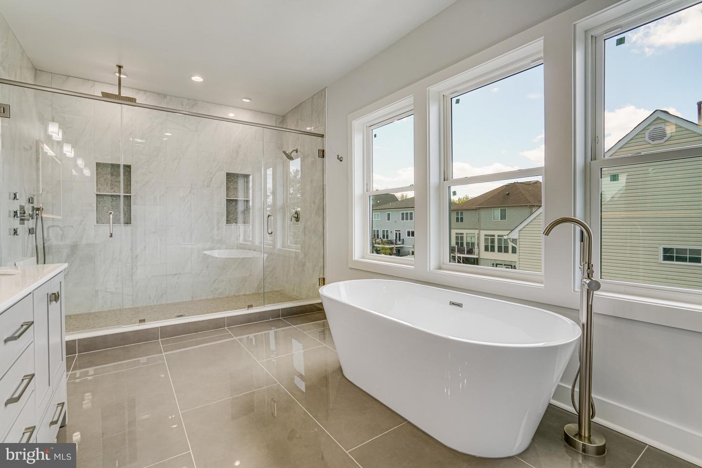 1830 CHERRI DR, FALLS CHURCH, Virginia 22043, 6 Bedrooms Bedrooms, ,6 BathroomsBathrooms,Residential,For sale,1830 CHERRI DR,VAFX2227320 MLS # VAFX2227320