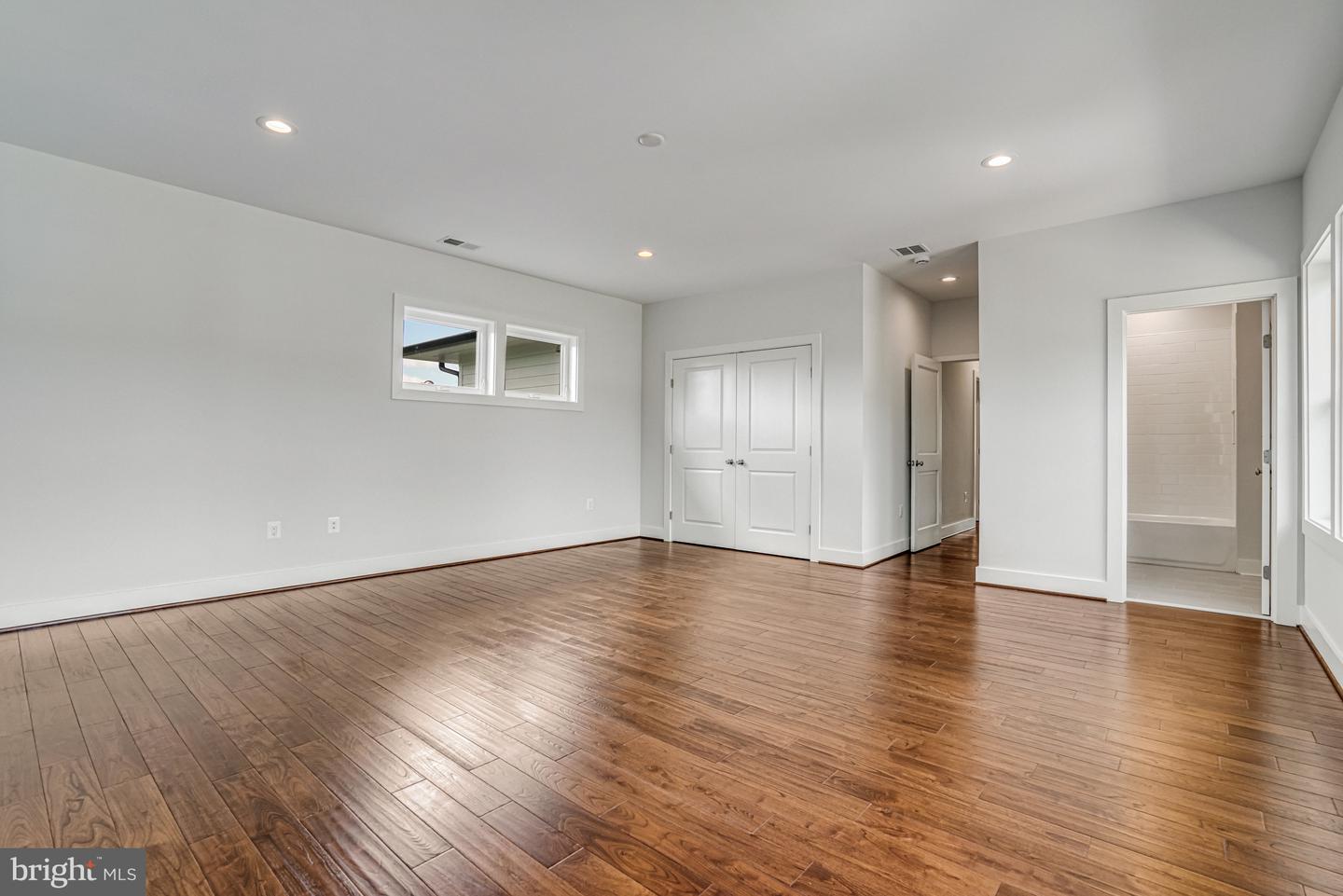 1830 CHERRI DR, FALLS CHURCH, Virginia 22043, 6 Bedrooms Bedrooms, ,6 BathroomsBathrooms,Residential,For sale,1830 CHERRI DR,VAFX2227320 MLS # VAFX2227320