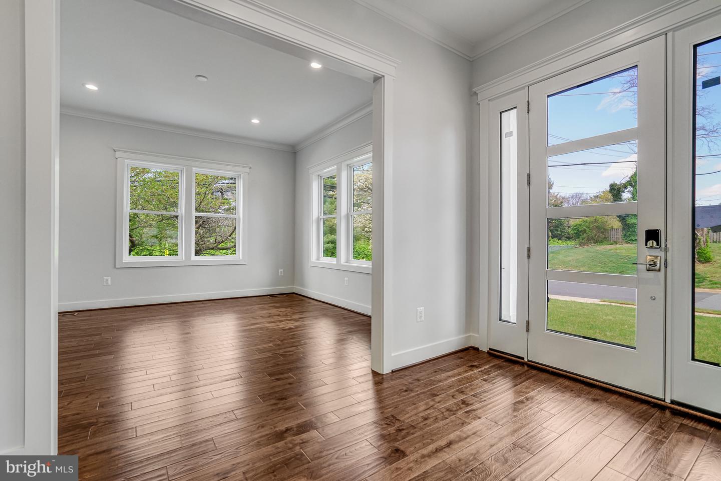 1830 CHERRI DR, FALLS CHURCH, Virginia 22043, 6 Bedrooms Bedrooms, ,6 BathroomsBathrooms,Residential,For sale,1830 CHERRI DR,VAFX2227320 MLS # VAFX2227320