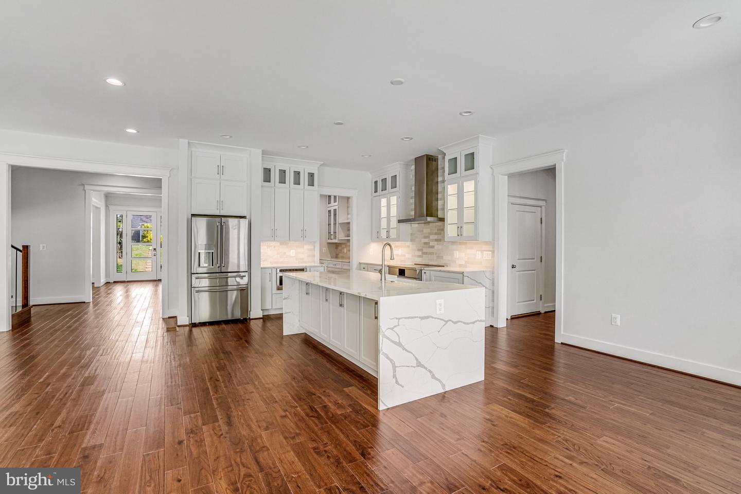 1830 CHERRI DR, FALLS CHURCH, Virginia 22043, 6 Bedrooms Bedrooms, ,6 BathroomsBathrooms,Residential,For sale,1830 CHERRI DR,VAFX2227320 MLS # VAFX2227320