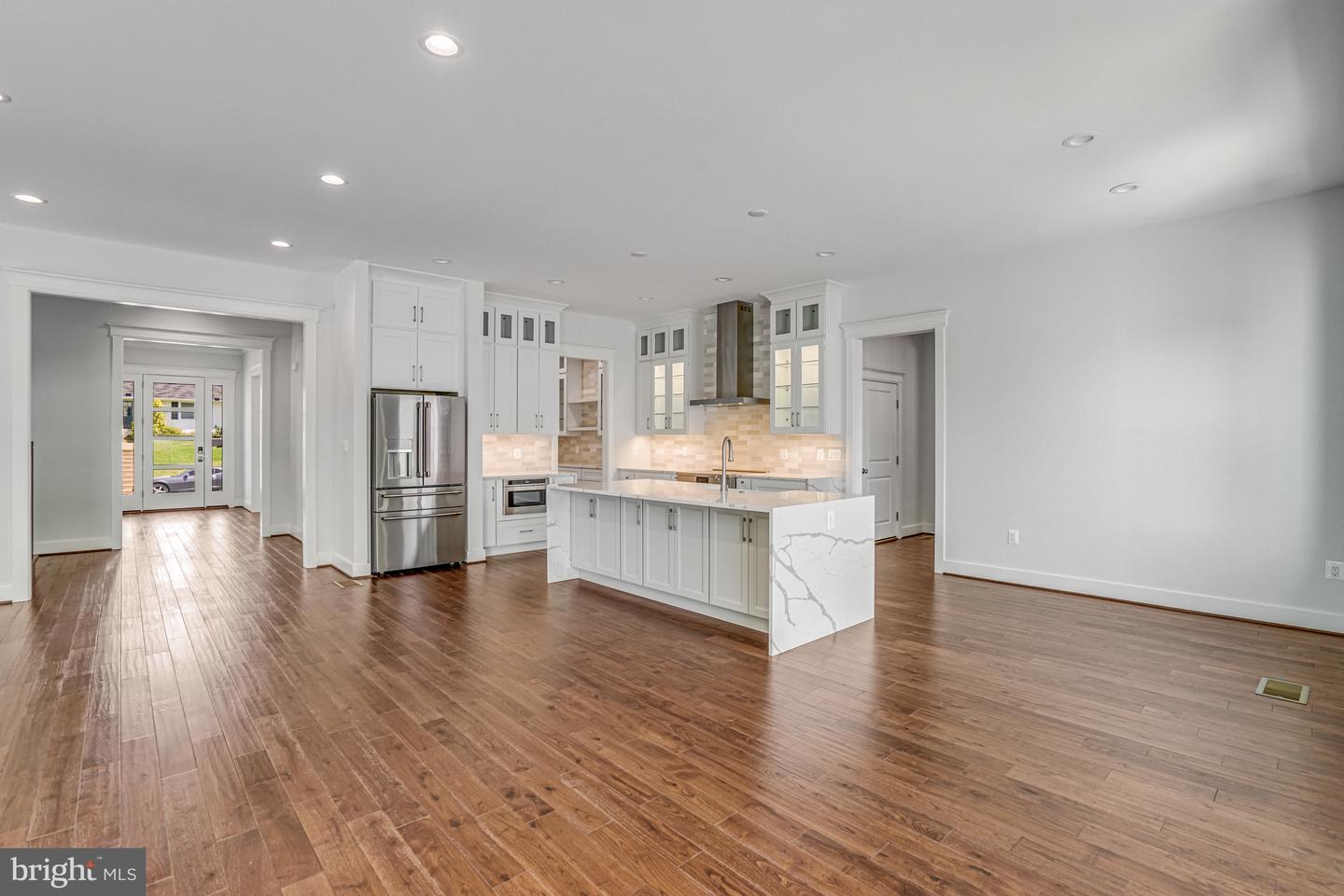 1830 CHERRI DR, FALLS CHURCH, Virginia 22043, 6 Bedrooms Bedrooms, ,6 BathroomsBathrooms,Residential,For sale,1830 CHERRI DR,VAFX2227320 MLS # VAFX2227320