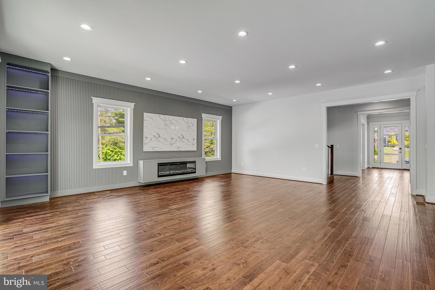 1830 CHERRI DR, FALLS CHURCH, Virginia 22043, 6 Bedrooms Bedrooms, ,6 BathroomsBathrooms,Residential,For sale,1830 CHERRI DR,VAFX2227320 MLS # VAFX2227320