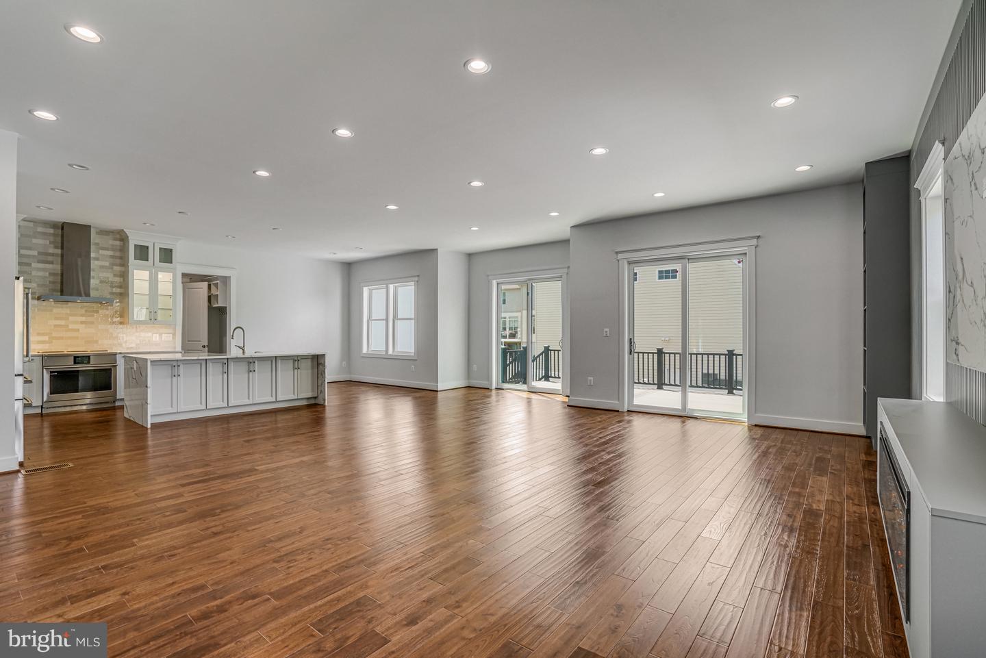 1830 CHERRI DR, FALLS CHURCH, Virginia 22043, 6 Bedrooms Bedrooms, ,6 BathroomsBathrooms,Residential,For sale,1830 CHERRI DR,VAFX2227320 MLS # VAFX2227320