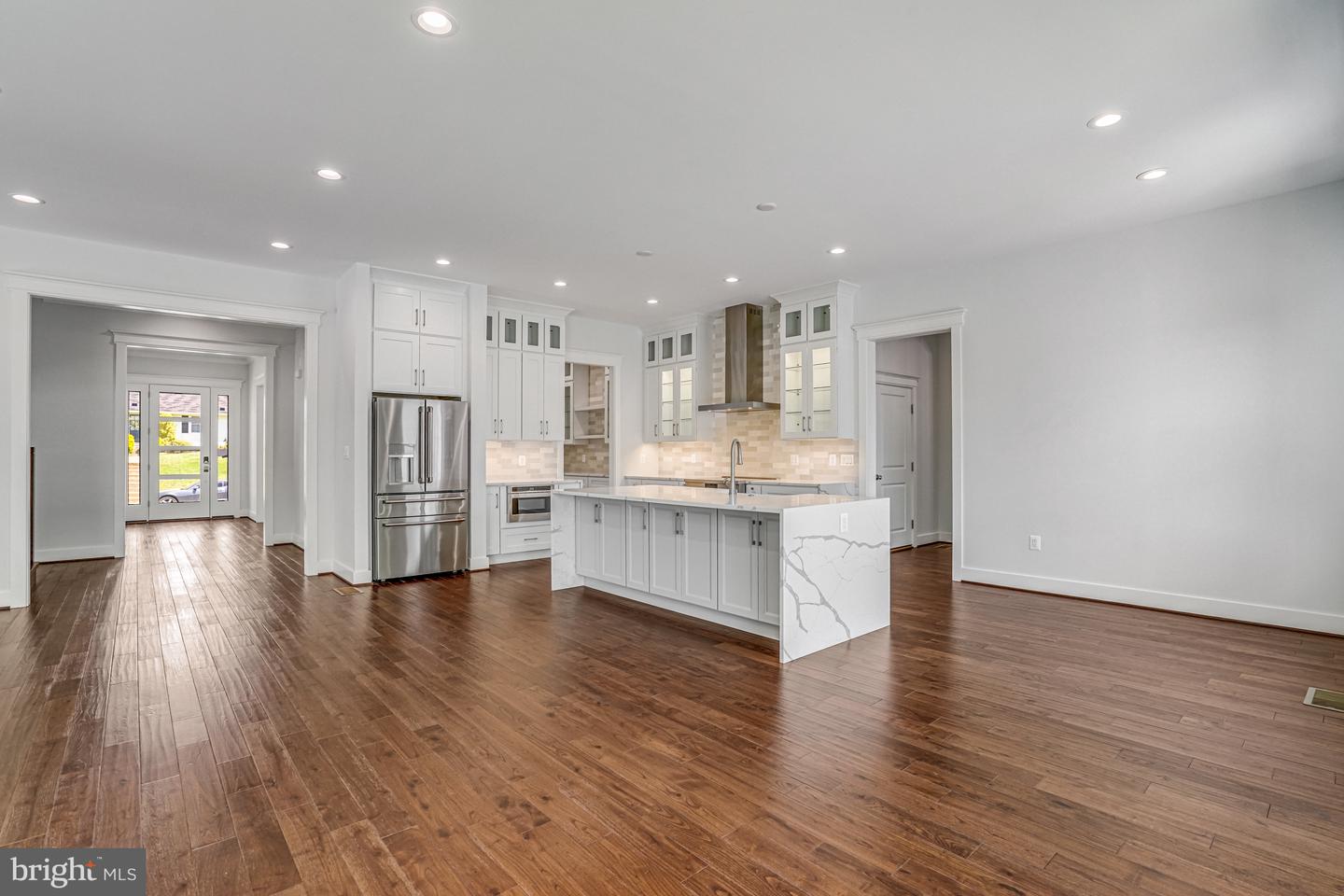 1830 CHERRI DR, FALLS CHURCH, Virginia 22043, 6 Bedrooms Bedrooms, ,6 BathroomsBathrooms,Residential,For sale,1830 CHERRI DR,VAFX2227320 MLS # VAFX2227320