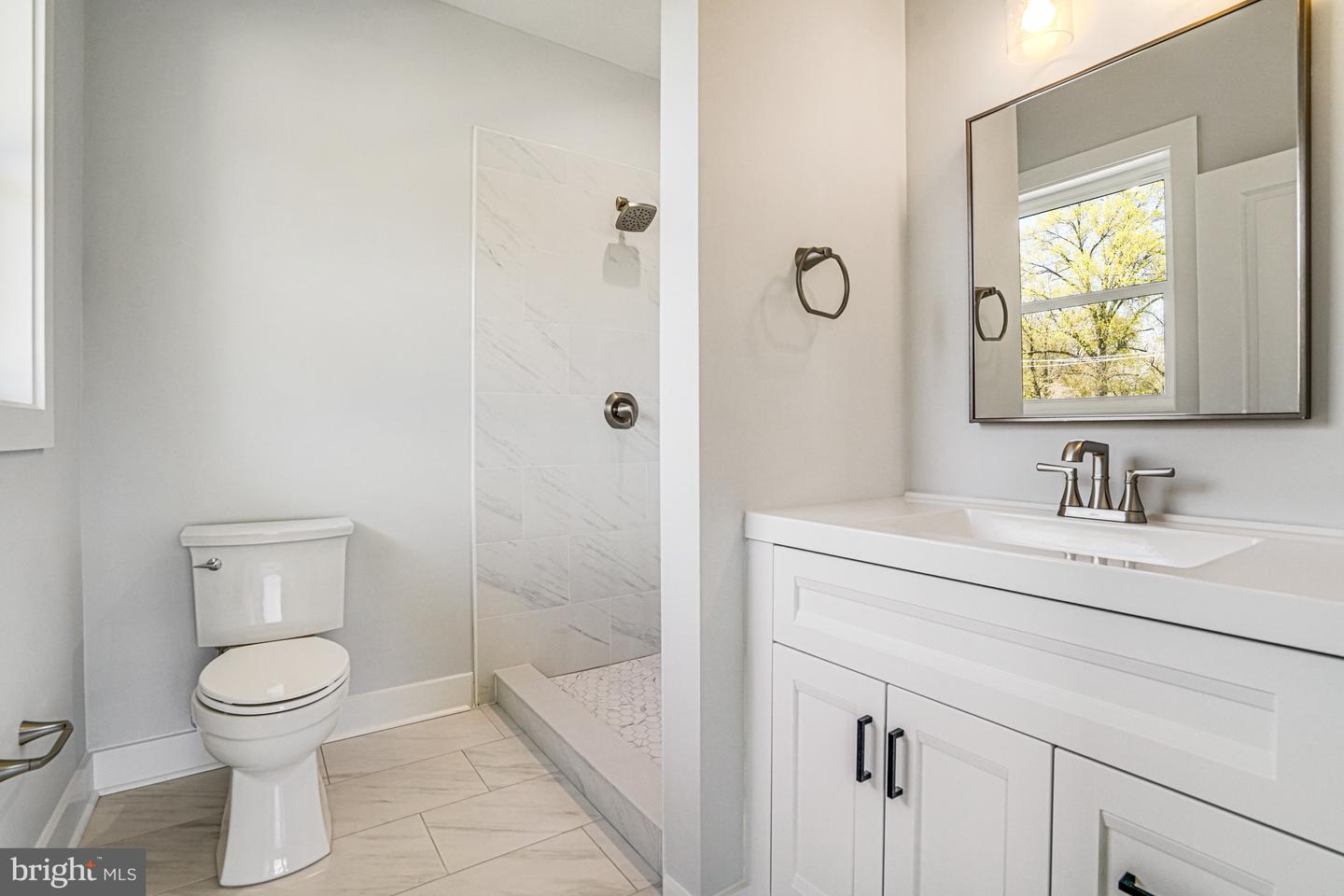 1830 CHERRI DR, FALLS CHURCH, Virginia 22043, 6 Bedrooms Bedrooms, ,6 BathroomsBathrooms,Residential,For sale,1830 CHERRI DR,VAFX2227320 MLS # VAFX2227320