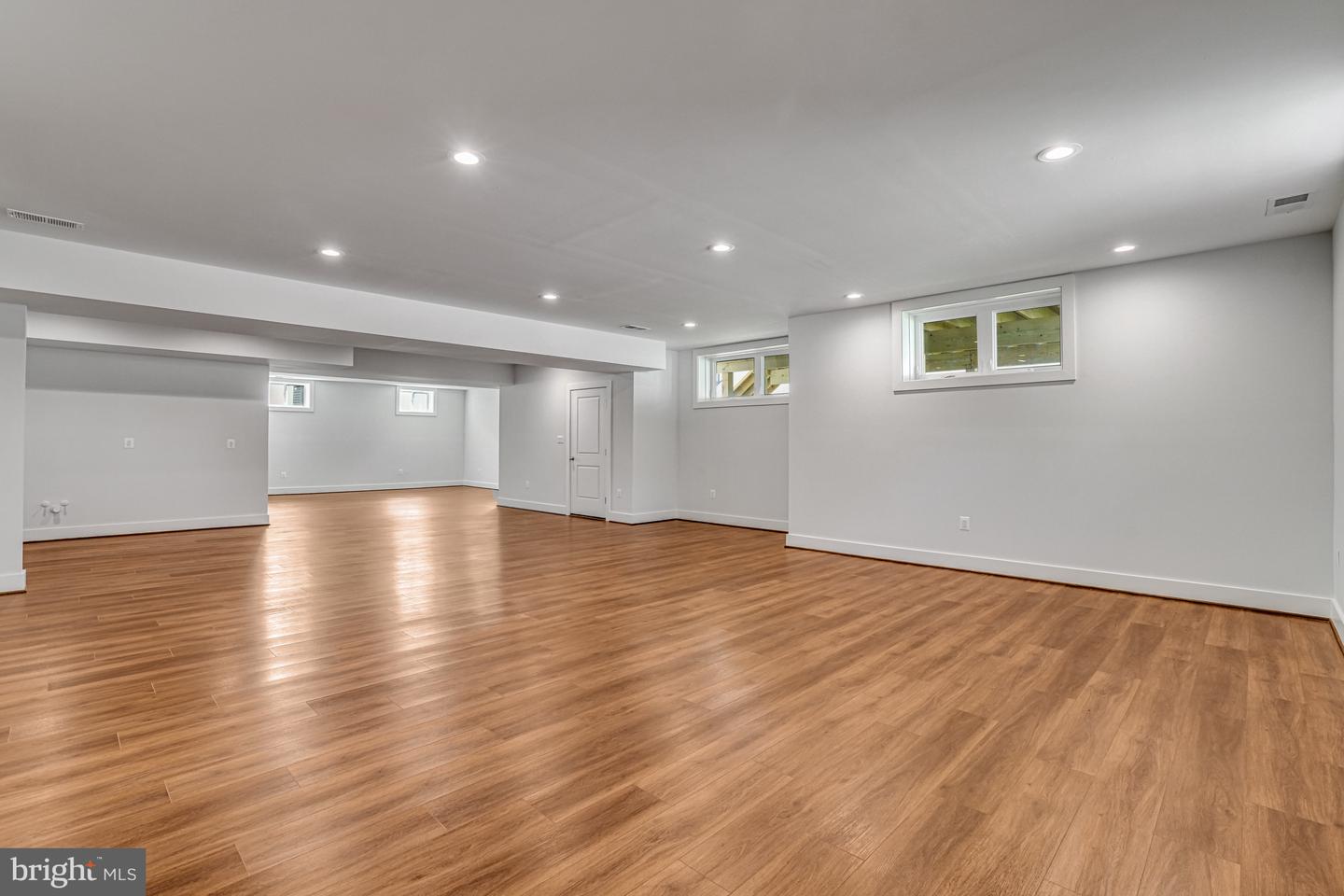1830 CHERRI DR, FALLS CHURCH, Virginia 22043, 6 Bedrooms Bedrooms, ,6 BathroomsBathrooms,Residential,For sale,1830 CHERRI DR,VAFX2227320 MLS # VAFX2227320