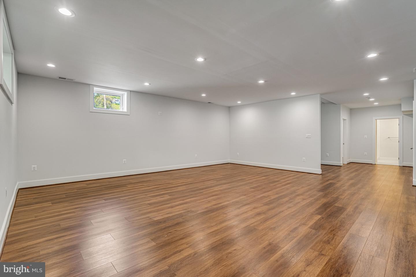 1830 CHERRI DR, FALLS CHURCH, Virginia 22043, 6 Bedrooms Bedrooms, ,6 BathroomsBathrooms,Residential,For sale,1830 CHERRI DR,VAFX2227320 MLS # VAFX2227320