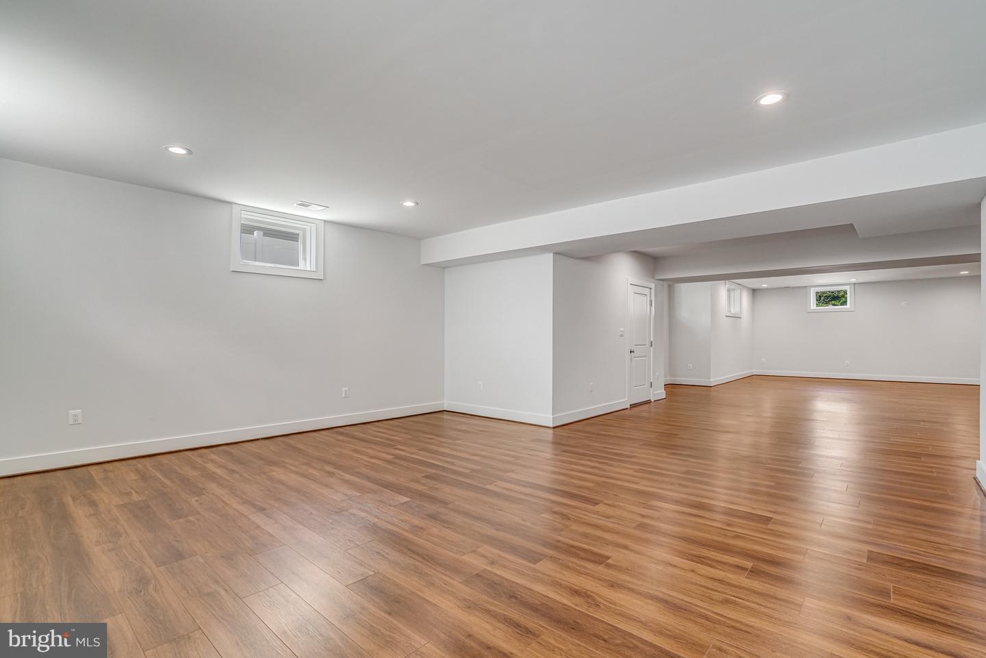 1830 CHERRI DR, FALLS CHURCH, Virginia 22043, 6 Bedrooms Bedrooms, ,6 BathroomsBathrooms,Residential,For sale,1830 CHERRI DR,VAFX2227320 MLS # VAFX2227320