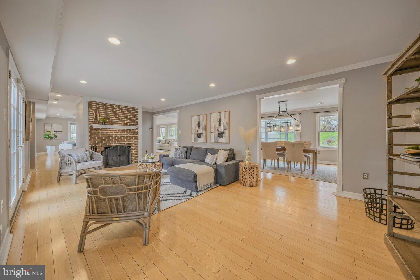 6532 SPRING VALLEY DR, ALEXANDRIA, Virginia 22312, 7 Bedrooms Bedrooms, ,4 BathroomsBathrooms,Residential,For sale,6532 SPRING VALLEY DR,VAFX2227712 MLS # VAFX2227712