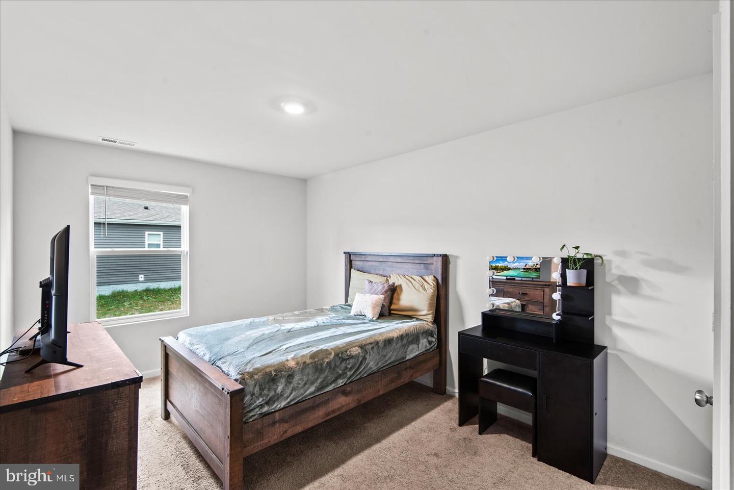 18099 COOLIDGE LN, BOWLING GREEN, Virginia 22427, 4 Bedrooms Bedrooms, ,2 BathroomsBathrooms,Residential,For sale,18099 COOLIDGE LN,VACV2007830 MLS # VACV2007830