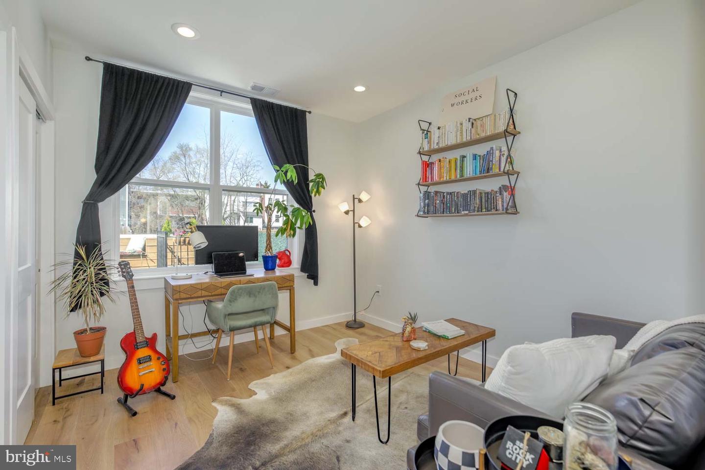 1948 3RD ST NE #E, WASHINGTON, District Of Columbia 20002, 2 Bedrooms Bedrooms, ,2 BathroomsBathrooms,Residential,For sale,1948 3RD ST NE #E,DCDC2190832 MLS # DCDC2190832
