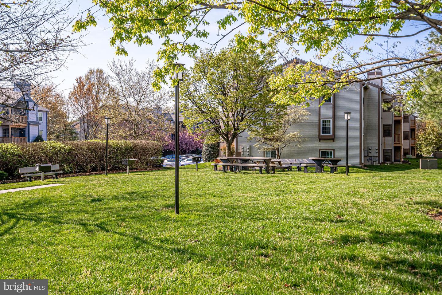 6901 VICTORIA DR #UNIT I, ALEXANDRIA, Virginia 22310, 2 Bedrooms Bedrooms, ,2 BathroomsBathrooms,Residential,For sale,6901 VICTORIA DR #UNIT I,VAFX2228804 MLS # VAFX2228804