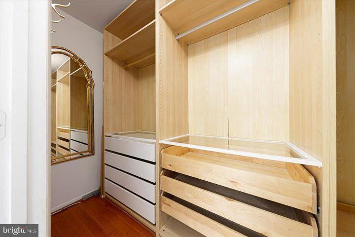 2330 S QUINCY ST, ARLINGTON, Virginia 22204, 2 Bedrooms Bedrooms, ,2 BathroomsBathrooms,Residential,For sale,2330 S QUINCY ST,VAAR2054774 MLS # VAAR2054774