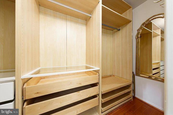 2330 S QUINCY ST, ARLINGTON, Virginia 22204, 2 Bedrooms Bedrooms, ,2 BathroomsBathrooms,Residential,For sale,2330 S QUINCY ST,VAAR2054774 MLS # VAAR2054774