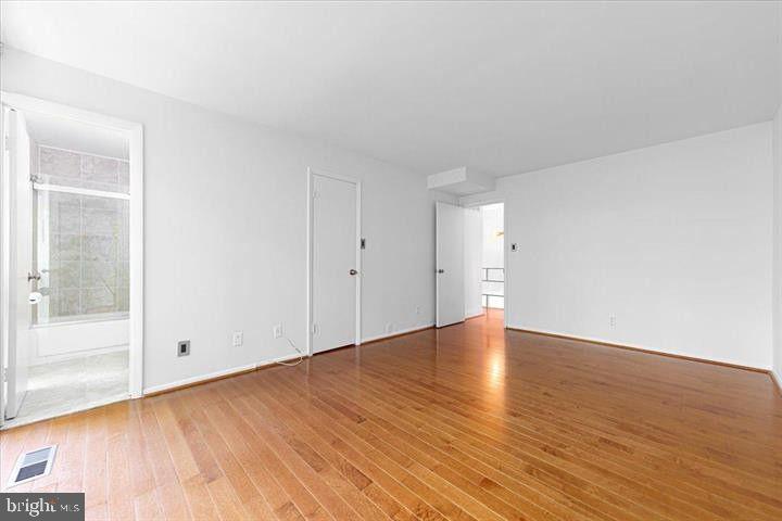 2330 S QUINCY ST, ARLINGTON, Virginia 22204, 2 Bedrooms Bedrooms, ,2 BathroomsBathrooms,Residential,For sale,2330 S QUINCY ST,VAAR2054774 MLS # VAAR2054774
