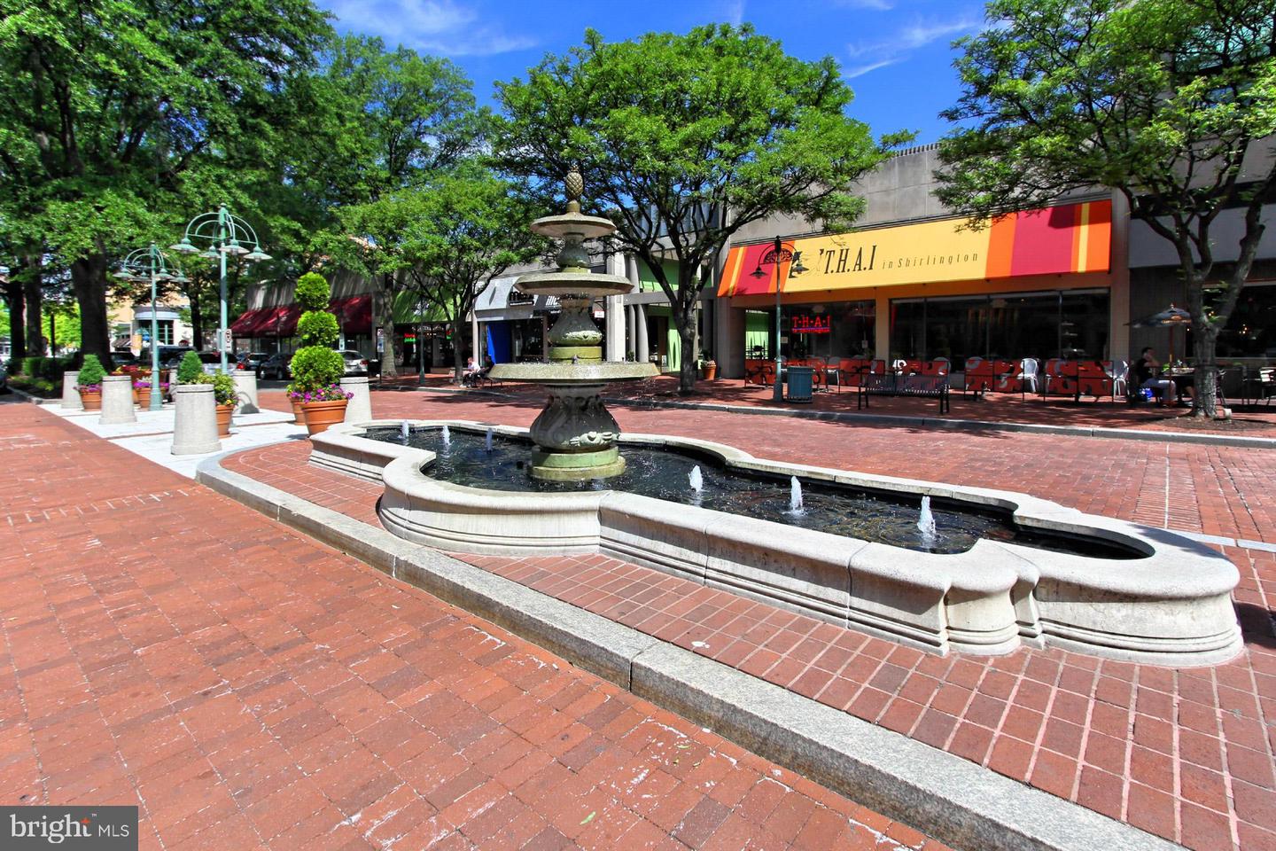 2330 S QUINCY ST, ARLINGTON, Virginia 22204, 2 Bedrooms Bedrooms, ,2 BathroomsBathrooms,Residential,For sale,2330 S QUINCY ST,VAAR2054774 MLS # VAAR2054774