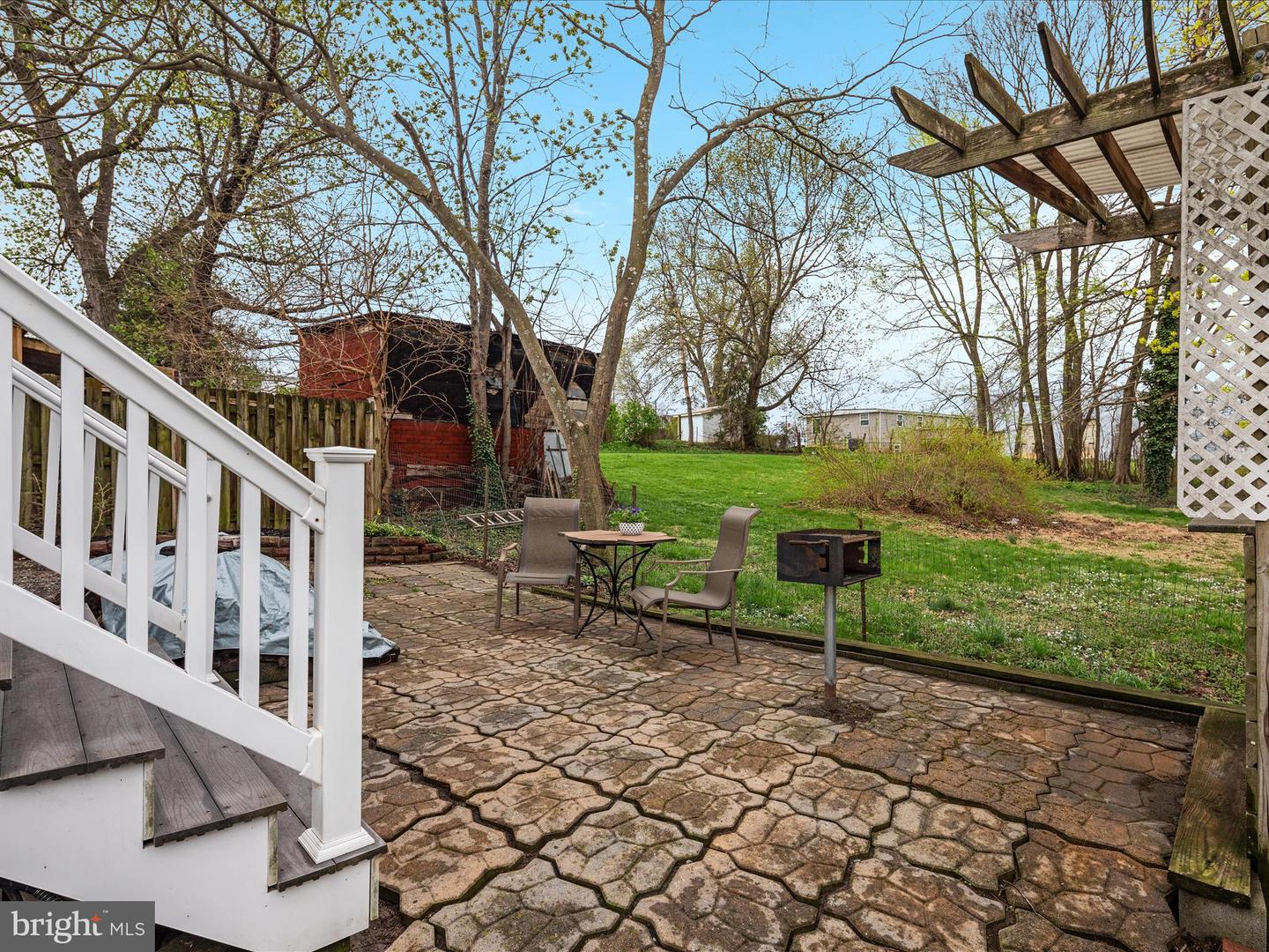 121 W CONFEDERATE ST, NEW MARKET, Virginia 22844, 2 Bedrooms Bedrooms, ,3 BathroomsBathrooms,Residential,For sale,121 W CONFEDERATE ST,VASH2010956 MLS # VASH2010956
