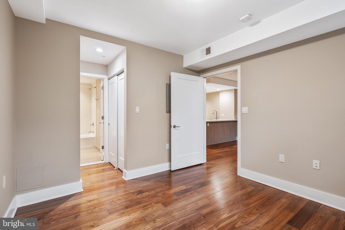 2331 15TH ST NW #101-S, WASHINGTON, District Of Columbia 20009, 1 Bedroom Bedrooms, ,1 BathroomBathrooms,Residential,For sale,2331 15TH ST NW #101-S,DCDC2191590 MLS # DCDC2191590