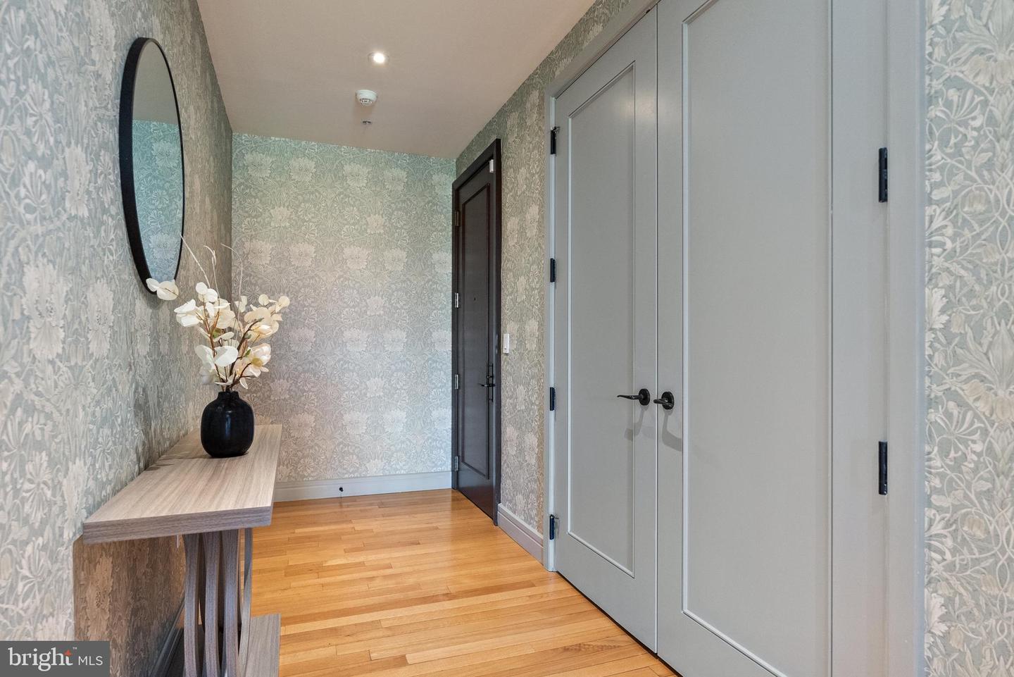 3303 WATER ST NW #4L, WASHINGTON, District Of Columbia 20007, 2 Bedrooms Bedrooms, ,2 BathroomsBathrooms,Residential,For sale,3303 WATER ST NW #4L,DCDC2192226 MLS # DCDC2192226