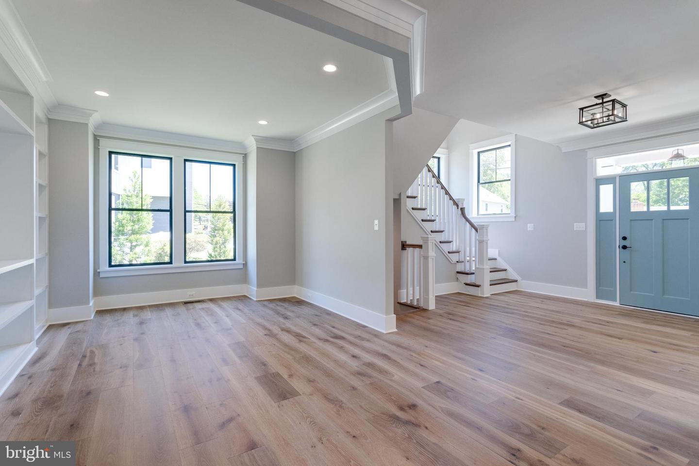 2633 WOOSTER CT, VIENNA, Virginia 22180, 5 Bedrooms Bedrooms, 25 Rooms Rooms,5 BathroomsBathrooms,Residential,For sale,2633 WOOSTER CT,VAFX2230428 MLS # VAFX2230428