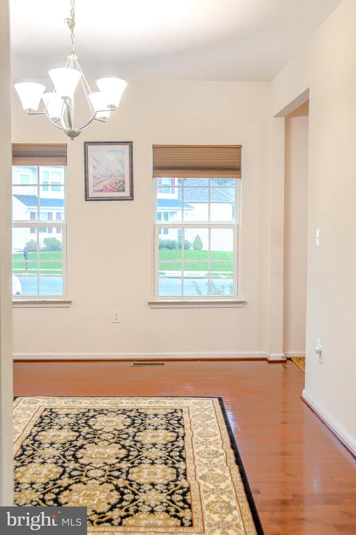 9910 BOX OAK CT, FREDERICKSBURG, Virginia 22407, 5 Bedrooms Bedrooms, ,3 BathroomsBathrooms,Residential,For sale,9910 BOX OAK CT,VASP2031866 MLS # VASP2031866