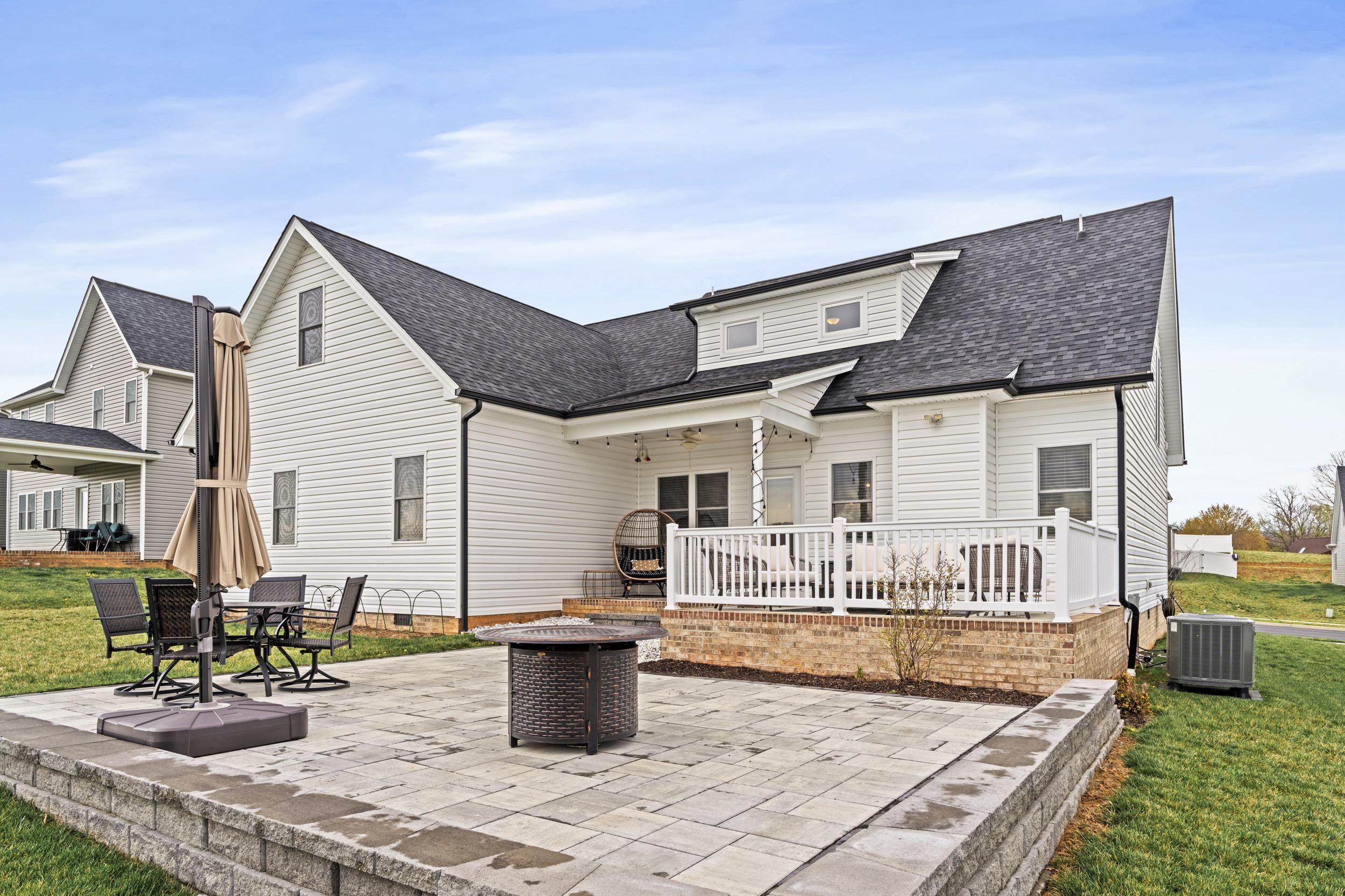 141 TOMASVILLE DR, WAYNESBORO, Virginia 22980, 4 Bedrooms Bedrooms, ,2 BathroomsBathrooms,Residential,141 TOMASVILLE DR,662987 MLS # 662987