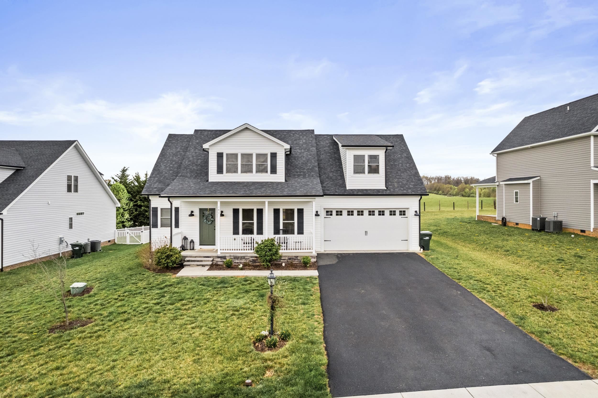 141 TOMASVILLE DR, WAYNESBORO, Virginia 22980, 4 Bedrooms Bedrooms, ,2 BathroomsBathrooms,Residential,141 TOMASVILLE DR,662987 MLS # 662987