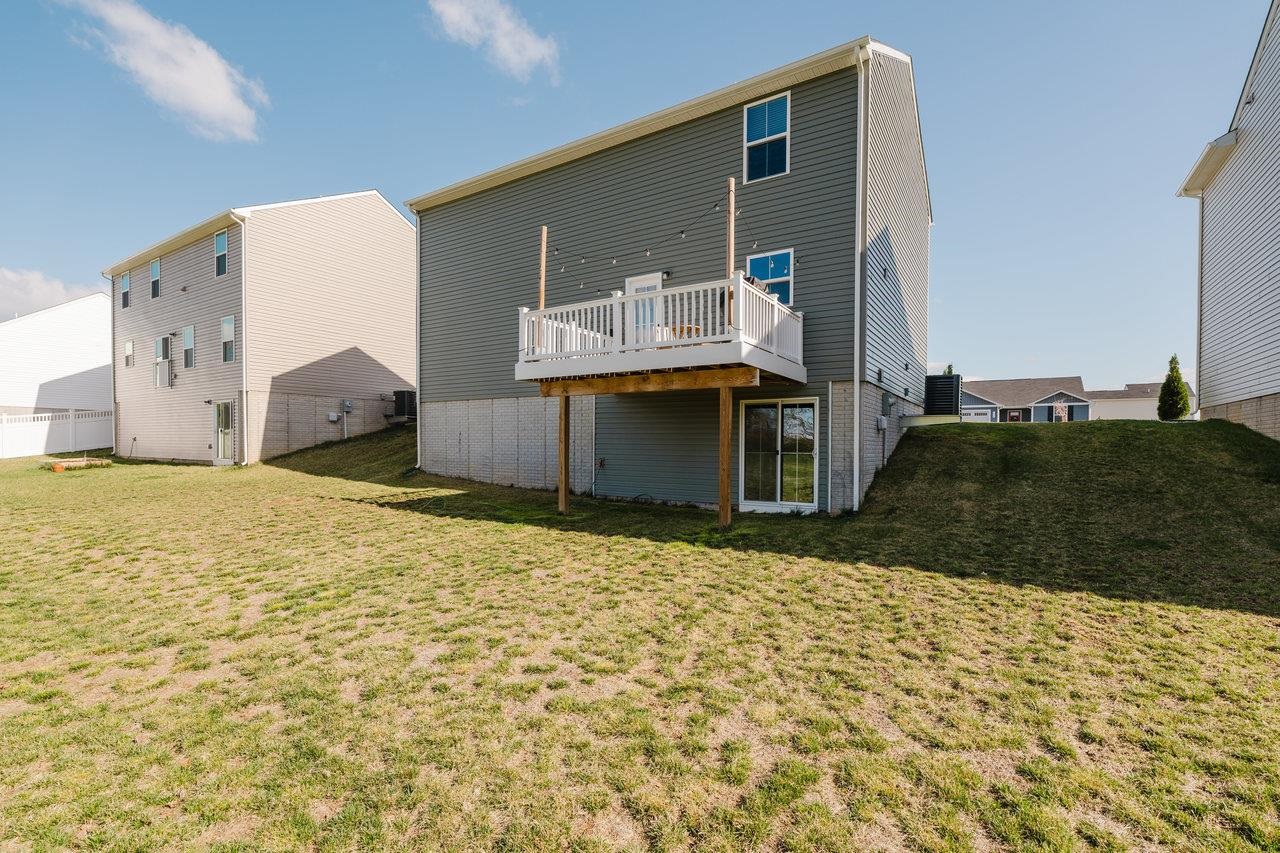 1113 SCRUGGS LN, GROTTOES, Virginia 24441, 3 Bedrooms Bedrooms, ,2 BathroomsBathrooms,Residential,1113 SCRUGGS LN,662990 MLS # 662990