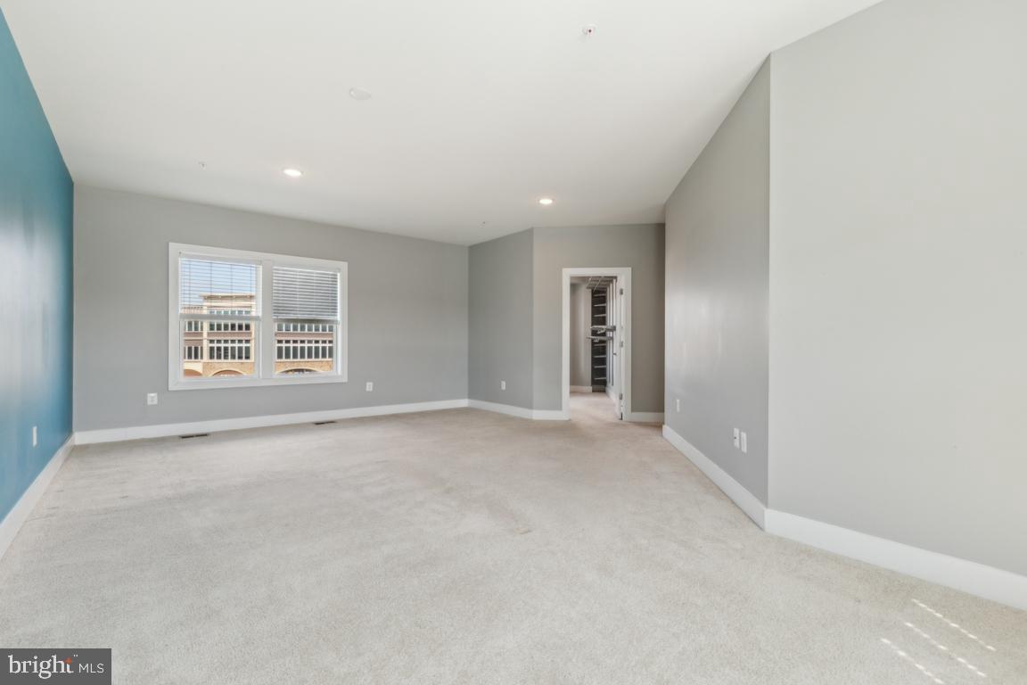 44738 TIVERTON SQ, ASHBURN, Virginia 20147, 3 Bedrooms Bedrooms, ,2 BathroomsBathrooms,Residential,For sale,44738 TIVERTON SQ,VALO2093252 MLS # VALO2093252