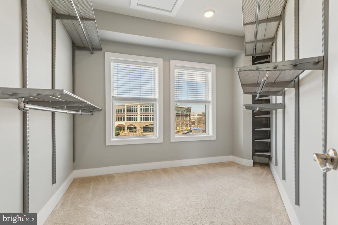 44738 TIVERTON SQ, ASHBURN, Virginia 20147, 3 Bedrooms Bedrooms, ,2 BathroomsBathrooms,Residential,For sale,44738 TIVERTON SQ,VALO2093252 MLS # VALO2093252