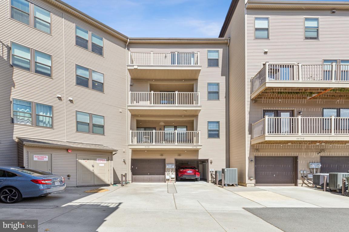 44738 TIVERTON SQ, ASHBURN, Virginia 20147, 3 Bedrooms Bedrooms, ,2 BathroomsBathrooms,Residential,For sale,44738 TIVERTON SQ,VALO2093252 MLS # VALO2093252