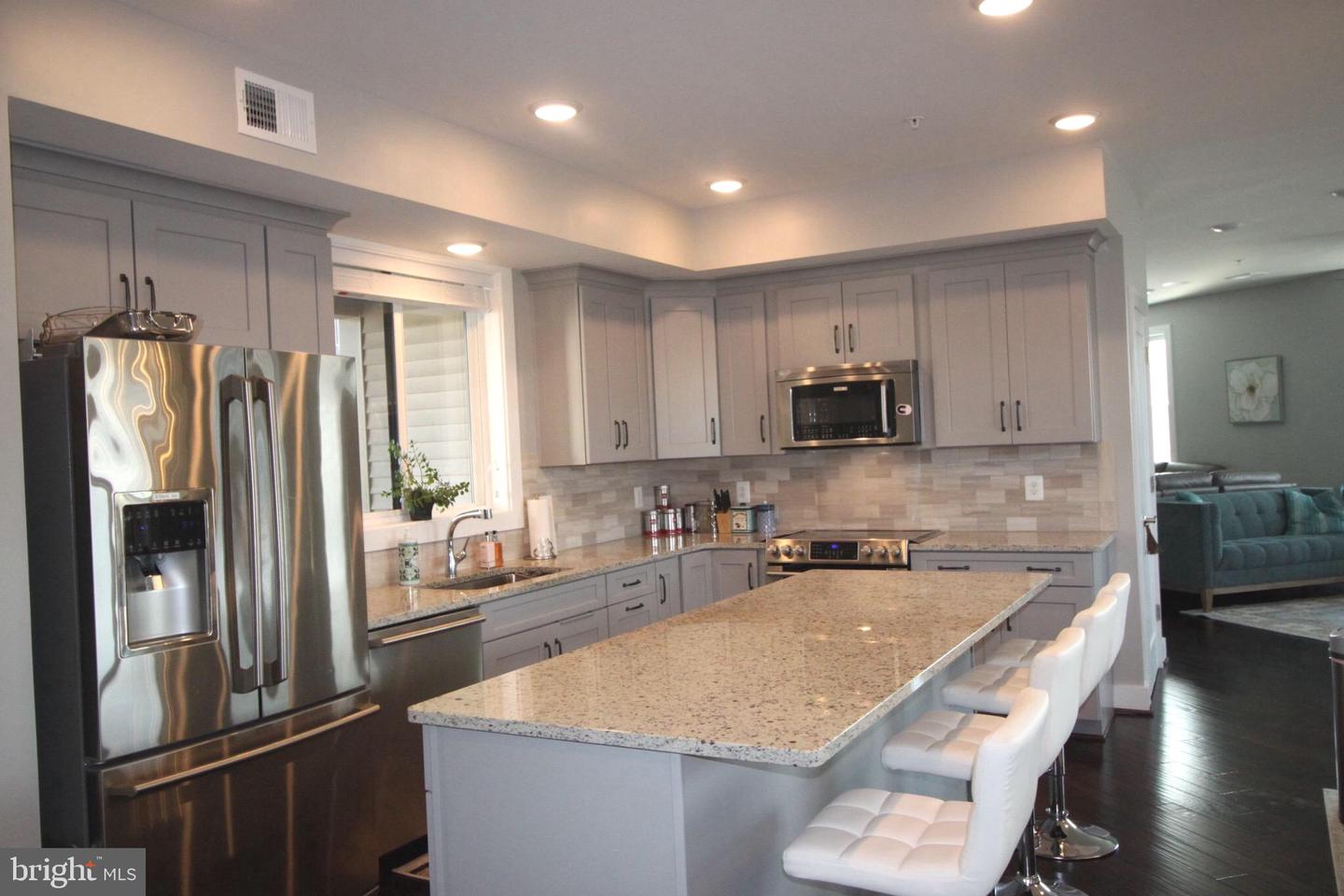 44738 TIVERTON SQ, ASHBURN, Virginia 20147, 3 Bedrooms Bedrooms, ,2 BathroomsBathrooms,Residential,For sale,44738 TIVERTON SQ,VALO2093252 MLS # VALO2093252