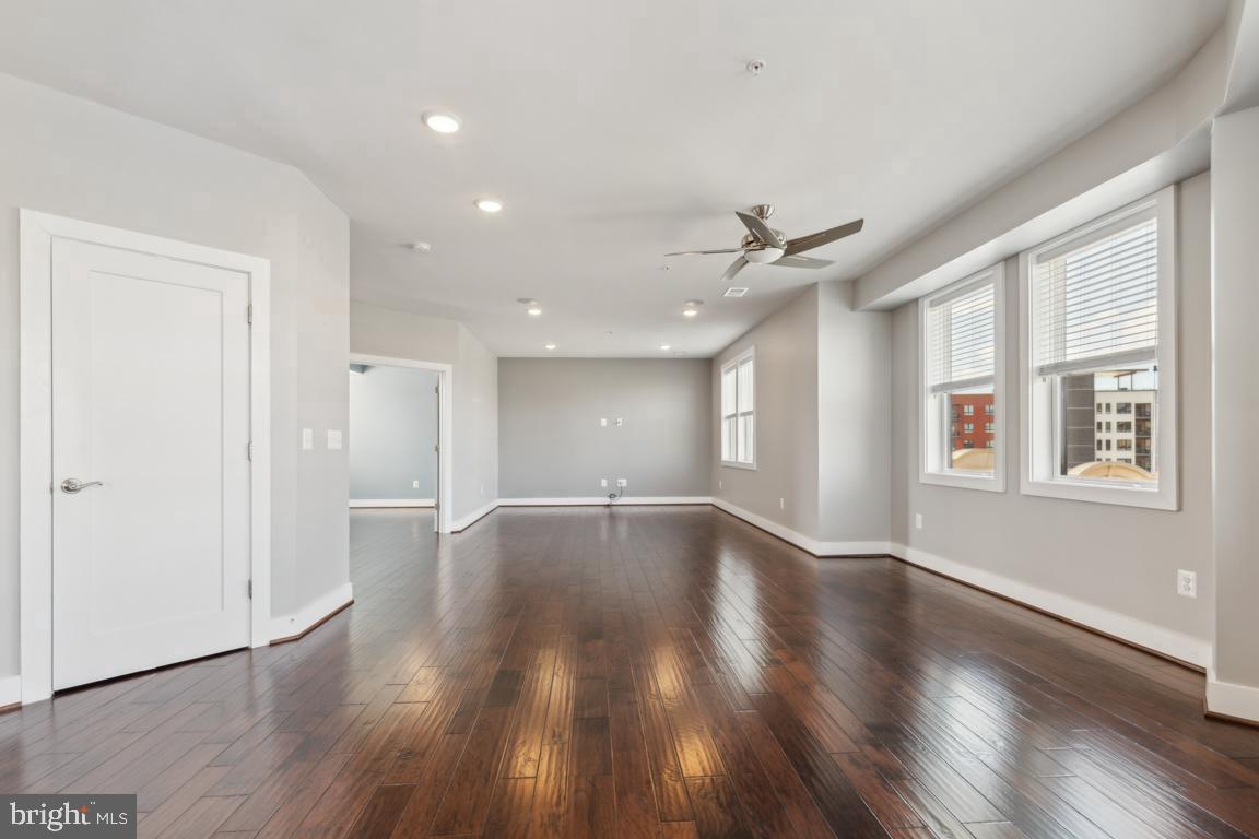 44738 TIVERTON SQ, ASHBURN, Virginia 20147, 3 Bedrooms Bedrooms, ,2 BathroomsBathrooms,Residential,For sale,44738 TIVERTON SQ,VALO2093252 MLS # VALO2093252