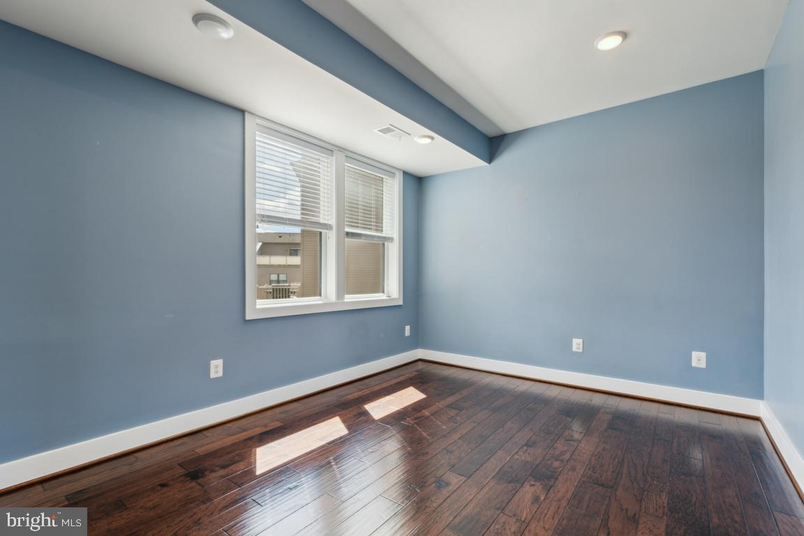 44738 TIVERTON SQ, ASHBURN, Virginia 20147, 3 Bedrooms Bedrooms, ,2 BathroomsBathrooms,Residential,For sale,44738 TIVERTON SQ,VALO2093252 MLS # VALO2093252