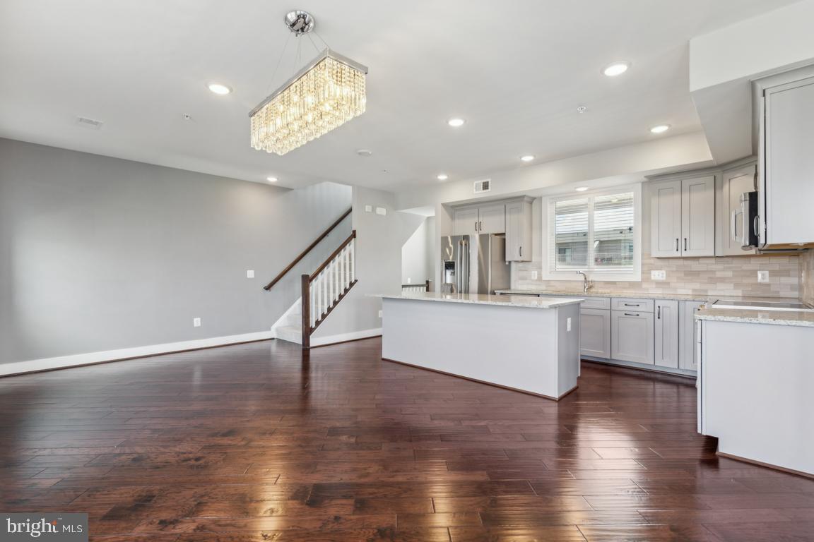 44738 TIVERTON SQ, ASHBURN, Virginia 20147, 3 Bedrooms Bedrooms, ,2 BathroomsBathrooms,Residential,For sale,44738 TIVERTON SQ,VALO2093252 MLS # VALO2093252
