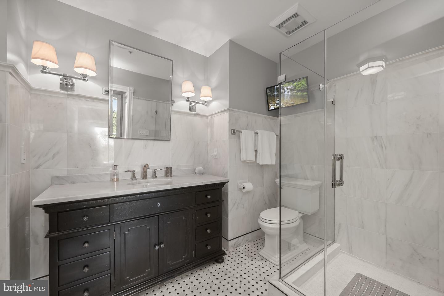 2600 PENNSYLVANIA AVE NW #5A, WASHINGTON, District Of Columbia 20037, 2 Bedrooms Bedrooms, ,2 BathroomsBathrooms,Residential,For sale,2600 PENNSYLVANIA AVE NW #5A,DCDC2194672 MLS # DCDC2194672