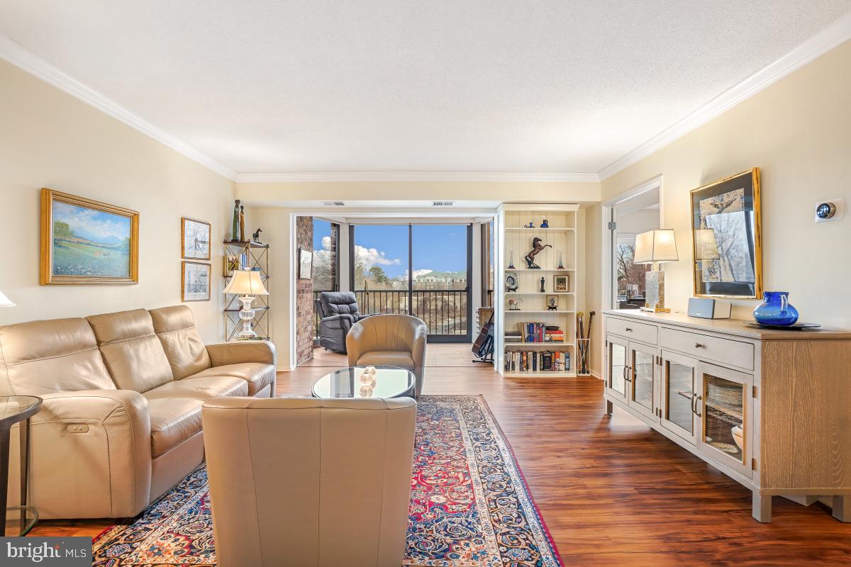 5901 MOUNT EAGLE DR #509, ALEXANDRIA, Virginia 22303, 2 Bedrooms Bedrooms, 8 Rooms Rooms,2 BathroomsBathrooms,Residential,For sale,5901 MOUNT EAGLE DR #509,VAFX2233166 MLS # VAFX2233166