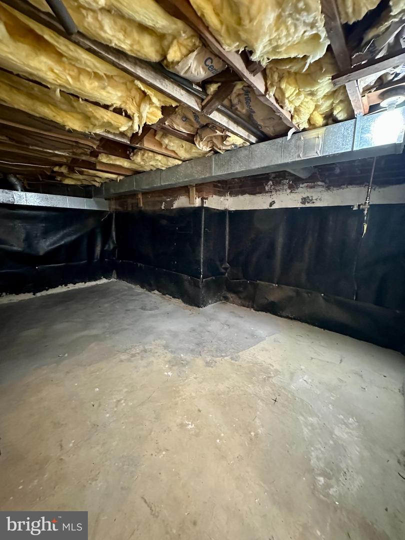 1611 13TH ST S, ARLINGTON, Virginia 22204, 3 Bedrooms Bedrooms, ,2 BathroomsBathrooms,Residential,For sale,1611 13TH ST S,VAAR2054992 MLS # VAAR2054992