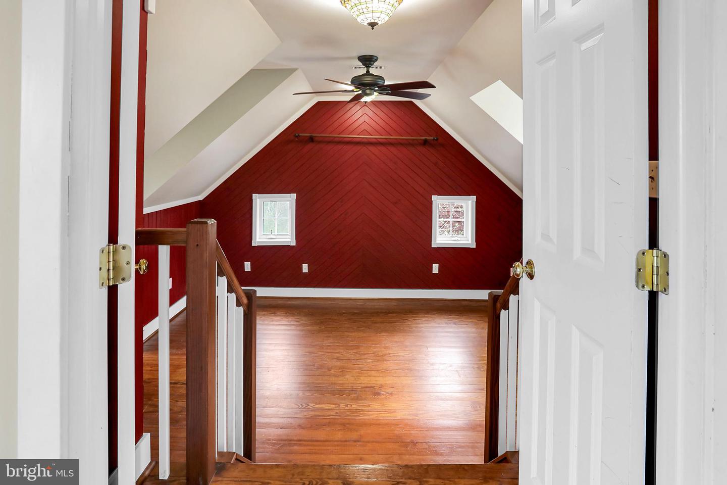 329 OLD BRIDGE RD, AMISSVILLE, Virginia 20106, 4 Bedrooms Bedrooms, ,3 BathroomsBathrooms,Residential,For sale,329 OLD BRIDGE RD,VACU2010124 MLS # VACU2010124