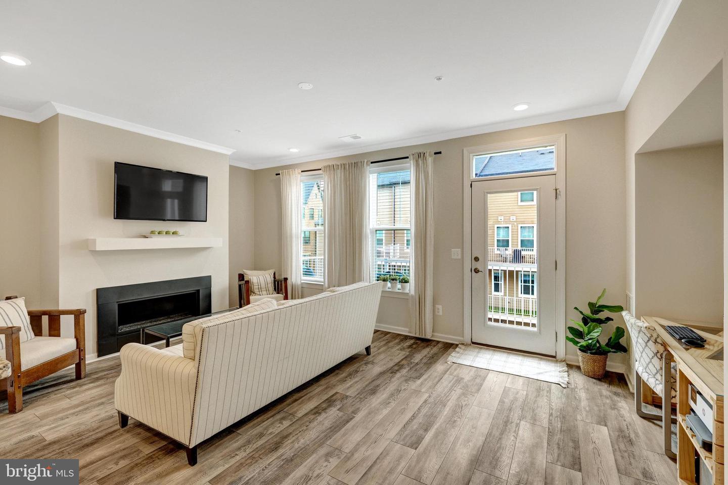 45210 LETTERMORE SQ, STERLING, Virginia 20166, 3 Bedrooms Bedrooms, ,2 BathroomsBathrooms,Residential,For sale,45210 LETTERMORE SQ,VALO2092160 MLS # VALO2092160