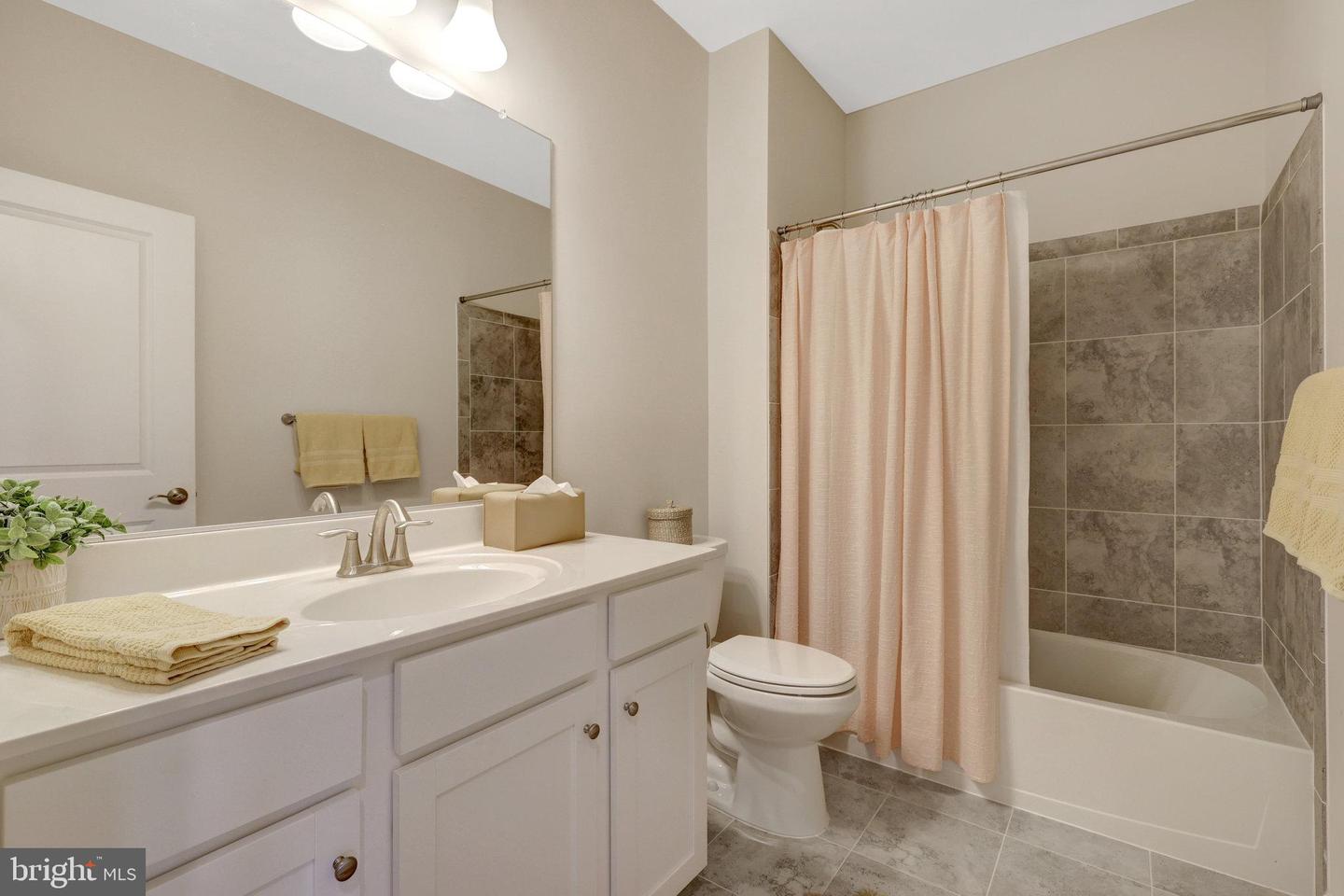 45210 LETTERMORE SQ, STERLING, Virginia 20166, 3 Bedrooms Bedrooms, ,2 BathroomsBathrooms,Residential,For sale,45210 LETTERMORE SQ,VALO2092160 MLS # VALO2092160